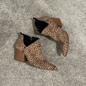 Qupid Ankle Booties